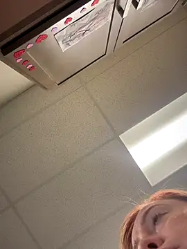 cinnatitties online show from 09-08-25, 06:29