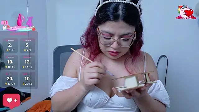 Catwhite  online show from 03-13-25, 03:06