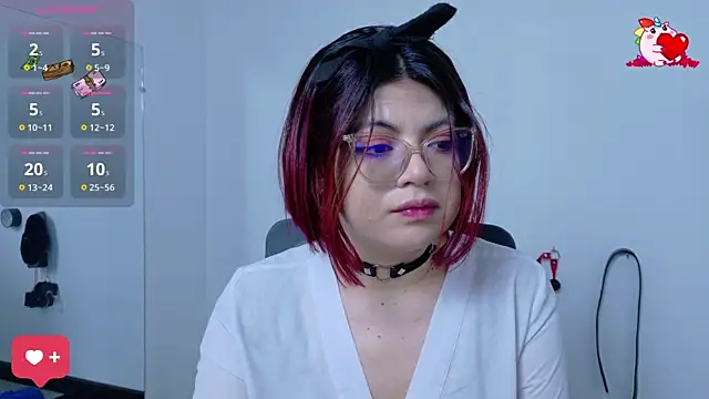 Catwhite  online show from 03-19-25, 12:23