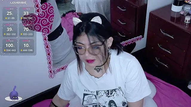 Catwhite  online show from 02-16-26, 05:42