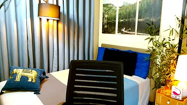 Anna Leah online show from 01-14-25, 11:42