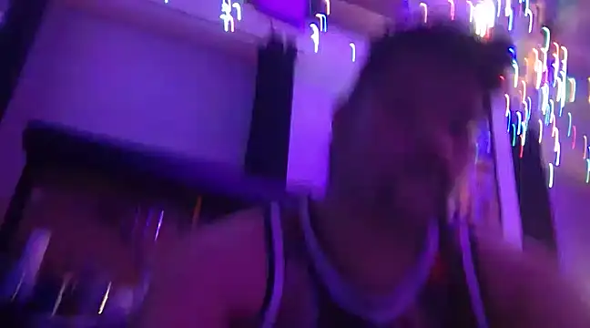 Snapshot of LumberJockMan chatting on 02-15-25, 01:31 LumberJockMan online show from 02-15-25, 01:31