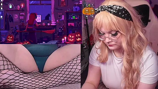 evamila online show from 10-10-25, 12:20