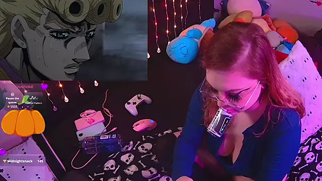 evamila online show from 10-15-25, 11:21