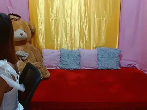 Snapshot of xxSexyBitch69xx chatting on 02-17-26, 09:06 xxSexyBitch69xx online show from 02-17-26, 09:06