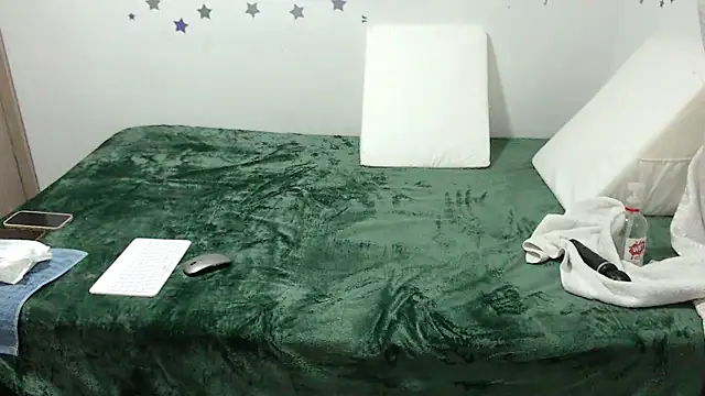 Snapshot of maya_hottt chatting on 12-22-24, 07:11 maya hottt online show from 12-22-24, 07:11