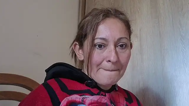 Snapshot of maya_hottt chatting on 11-22-25, 05:45 maya hottt online show from 11-22-25, 05:45