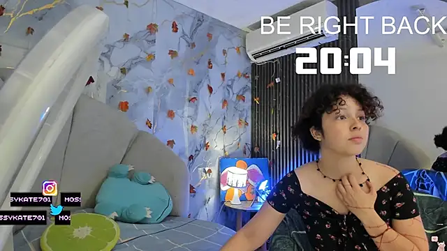 Snapshot of Katemoss70 chatting on 11-04-25, 12:26 Katemoss70 online show from 11-04-25, 12:26