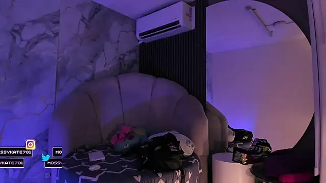 Katemoss70 online show from 03-23-26, 12:31