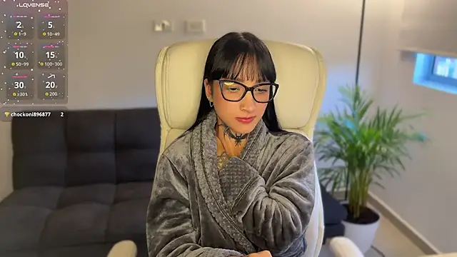 xisisxx online show from 10-08-25, 10:40