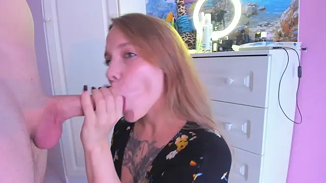 keyli ink online show from 11-22-25, 08:46