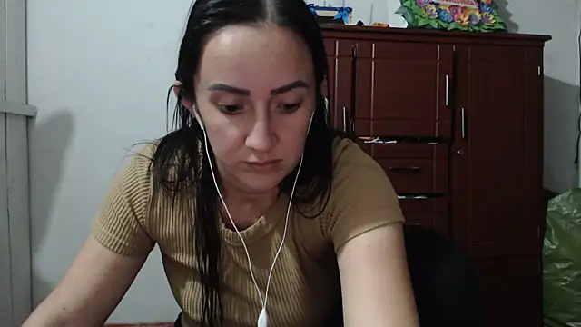 Snapshot of DeepAnal07 chatting on 10-14-25, 03:29 DeepAnal07 online show from 10-14-25, 03:29