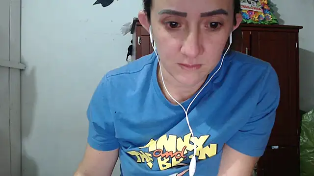 Snapshot of DeepAnal07 chatting on 10-24-25, 09:17 DeepAnal07 online show from 10-24-25, 09:17