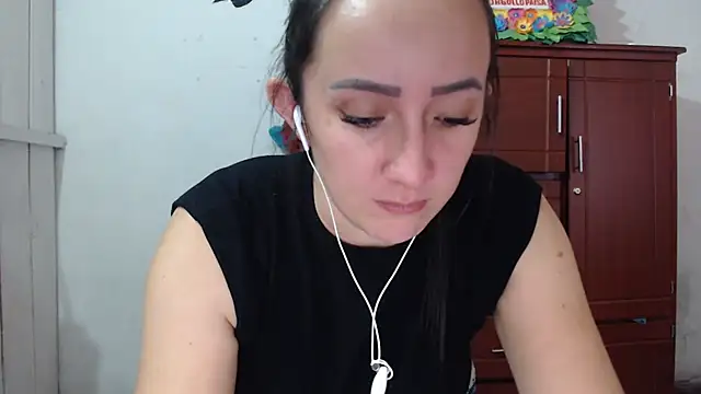 Snapshot of DeepAnal07 chatting on 11-12-25, 05:02 DeepAnal07 online show from 11-12-25, 05:02