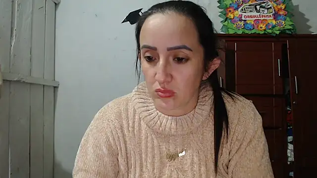 Snapshot of DeepAnal07 chatting on 11-20-25, 04:01 DeepAnal07 online show from 11-20-25, 04:01