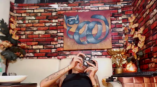 Snapshot of juicyCOCKeva chatting on 02-15-25, 02:58 juicyCOCKeva online show from 02-15-25, 02:58