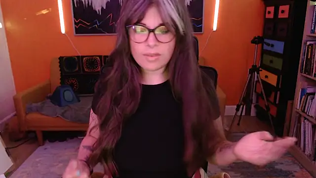 TheLenaAdams online show from 11-04-25, 02:49