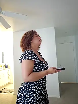 Snapshot of cataleya-glen chatting on 10-14-25, 04:30 cataleya-glen online show from 10-14-25, 04:30