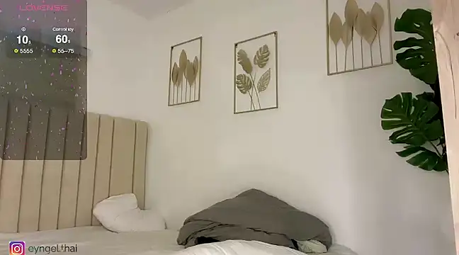 IvyOlivia online show from 01-31-25, 11:46