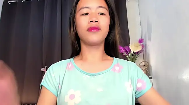 Snapshot of Emma_Jones88 chatting on 01-26-25, 08:46 Emma Jones88 online show from 01-26-25, 08:46