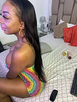 Snapshot of Amber_Parker chatting on 01-20-25, 09:13 Amber Parker online show from 01-20-25, 09:13