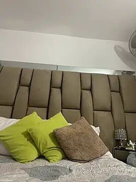 Snapshot of Amber_Parker chatting on 03-11-25, 05:05 Amber Parker online show from 03-11-25, 05:05