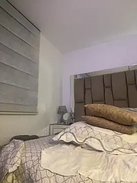 Amber Parker online show from 04-15-26, 05:47