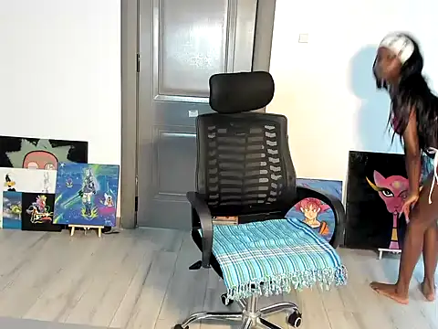 Snapshot of _Hello_Titty_ chatting on 04-11-26, 05:23 Hello Titty online show from 04-11-26, 05:23