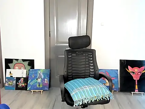 Snapshot of _Hello_Titty_ chatting on 04-12-26, 05:34 Hello Titty online show from 04-12-26, 05:34