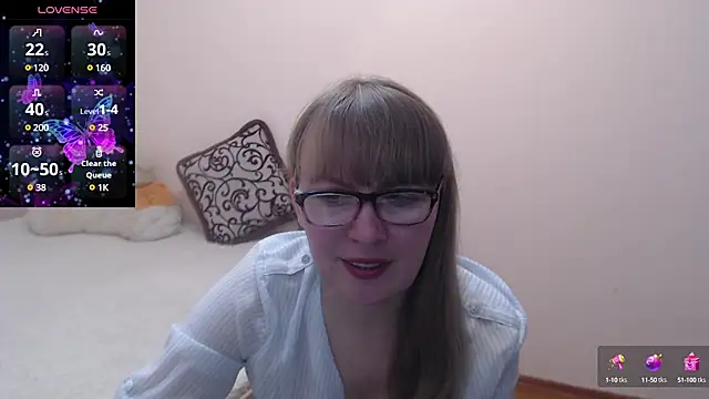 Snapshot of MargotLot chatting on 02-07-25, 07:40 MargotLot online show from 02-07-25, 07:40