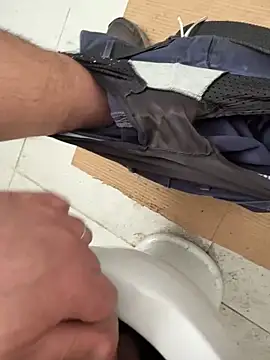 alex899927 online show from 01-28-25, 01:16