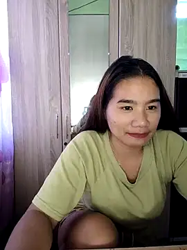 Snapshot of Kissy07 chatting on 02-04-25, 06:04 Kissy07 online show from 02-04-25, 06:04