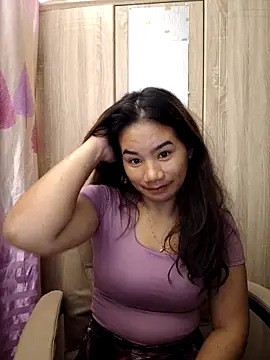 Snapshot of Kissy07 chatting on 02-13-25, 09:06 Kissy07 online show from 02-13-25, 09:06