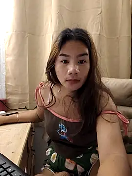 Snapshot of Kissy07 chatting on 02-20-25, 08:36 Kissy07 online show from 02-20-25, 08:36