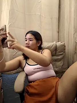 Snapshot of Kissy07 chatting on 03-01-25, 02:48 Kissy07 online show from 03-01-25, 02:48