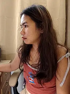 Snapshot of Kissy07 chatting on 03-04-25, 08:38 Kissy07 online show from 03-04-25, 08:38