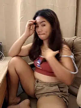 Snapshot of Kissy07 chatting on 03-04-25, 11:43 Kissy07 online show from 03-04-25, 11:43