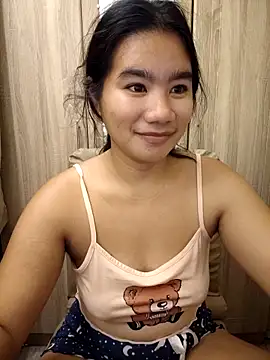 Snapshot of Kissy07 chatting on 09-09-25, 09:14 Kissy07 online show from 09-09-25, 09:14