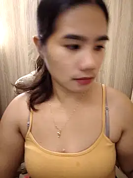 Snapshot of Kissy07 chatting on 10-11-25, 05:39 Kissy07 online show from 10-11-25, 05:39