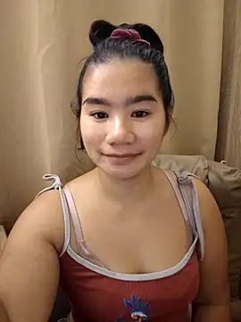 Snapshot of Kissy07 chatting on 02-15-26, 11:01 Kissy07 online show from 02-15-26, 11:01