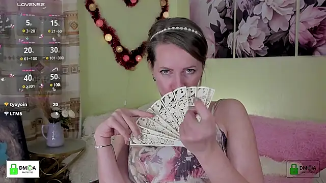 Queenymel online show from 01-14-25, 08:15