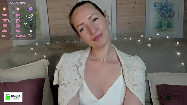 Queenymel online show from 10-04-25, 03:21