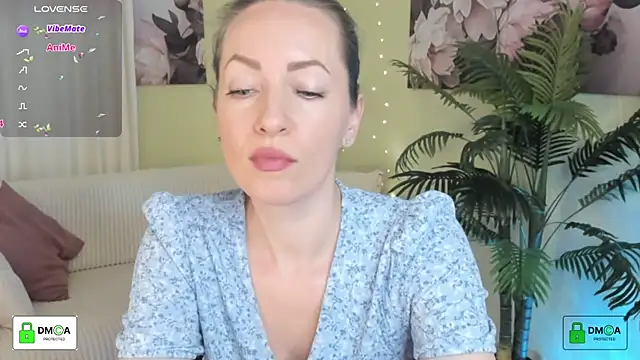 Queenymel online show from 04-04-26, 03:20