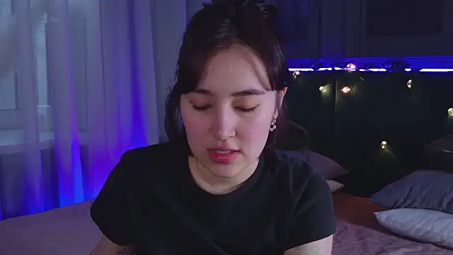 Snapshot of So_audrey chatting on 12-28-24, 07:44 So audrey online show from 12-28-24, 07:44