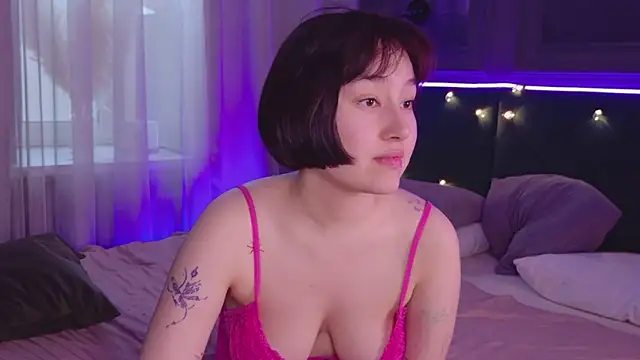 Snapshot of So_audrey chatting on 01-15-25, 11:43 So audrey online show from 01-15-25, 11:43