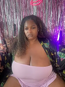 BigFineSelena online show from 06-27-26, 02:55