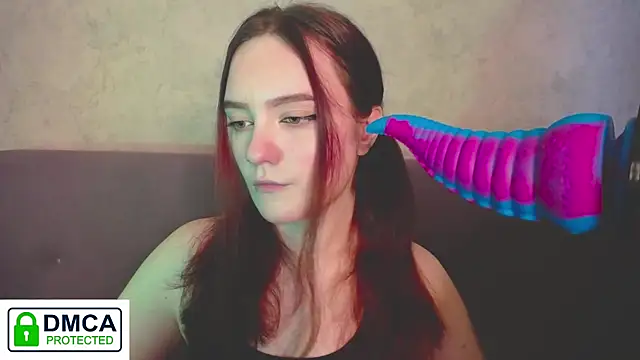 Snapshot of Alyssa___Scarlet chatting on 12-18-24, 10:08 Alyssa Scarlet online show from 12-18-24, 10:08