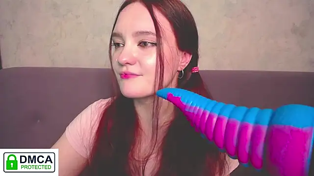 Snapshot of Alyssa___Scarlet chatting on 11-07-25, 09:37 Alyssa Scarlet online show from 11-07-25, 09:37