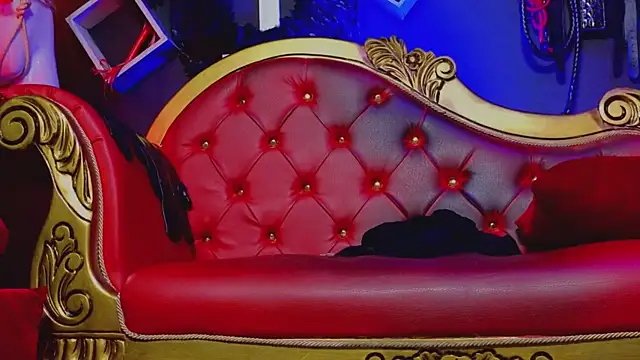 PerlaDivaio online show from 01-21-25, 01:43