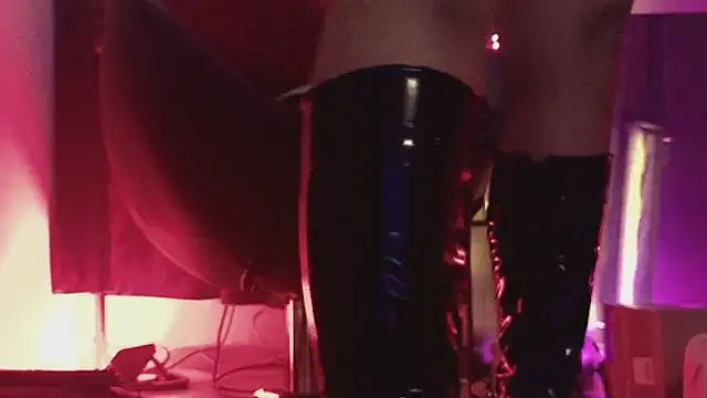 PerlaDivaio online show from 02-21-26, 12:50